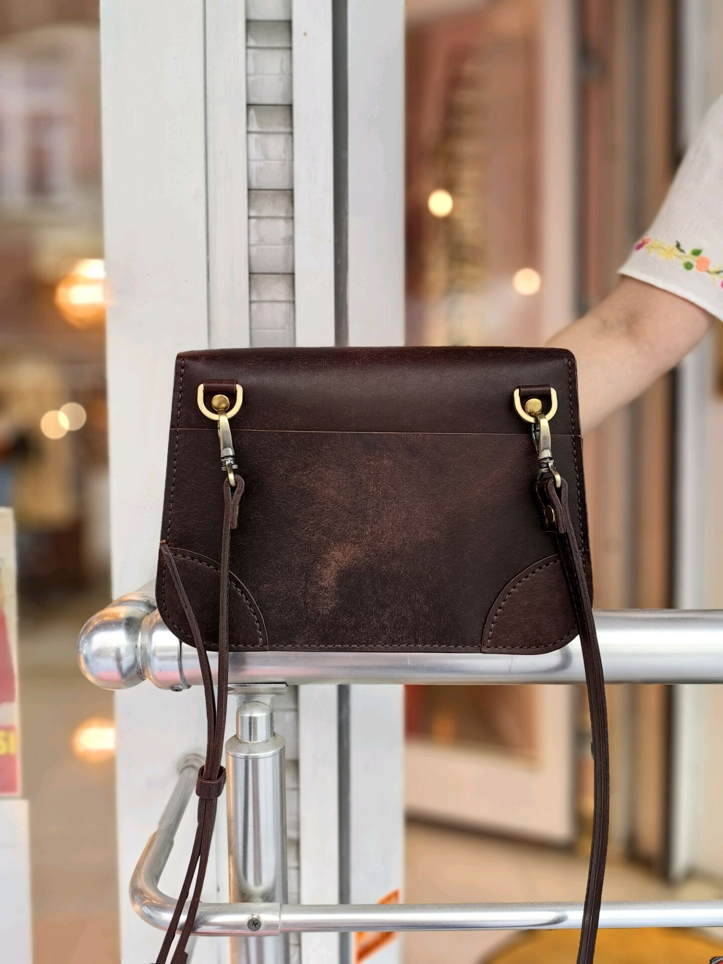 Deri Retro Omuz Çantası Kahverengi